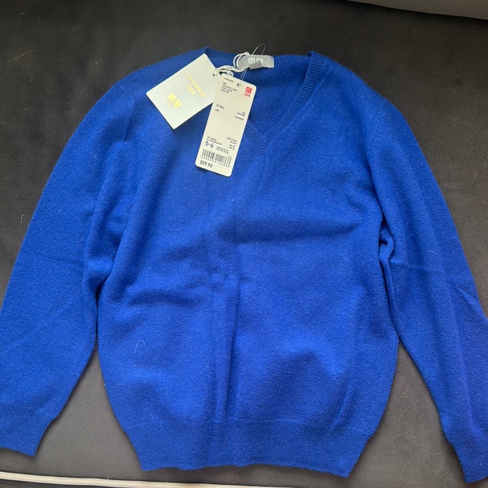Uniqlo Kids Cashmere Sweater